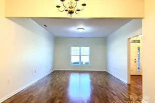 471 26th Ave NE, Hickory, NC 28601 - Photo 7