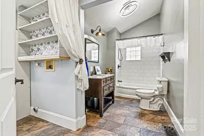 415 W C Street, Newton, NC 28658 - Photo 27