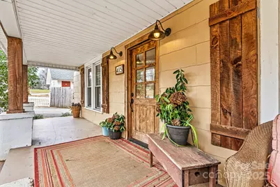 415 W C Street, Newton, NC 28658 - Photo 5