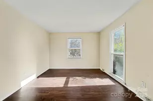 7125 Cove Creek Dr, Charlotte, NC 28215 - Photo 5