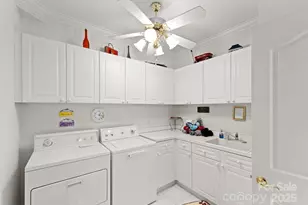 718 Eagle Point Ct, Matthews, NC 28104 - Photo 25