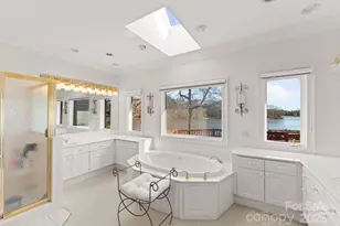 718 Eagle Point Ct, Matthews, NC 28104 - Photo 23