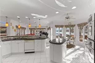 718 Eagle Point Ct, Matthews, NC 28104 - Photo 17