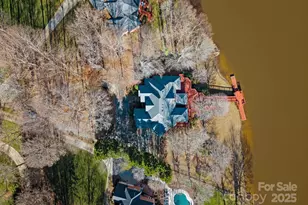 718 Eagle Point Ct, Matthews, NC 28104 - Photo 45