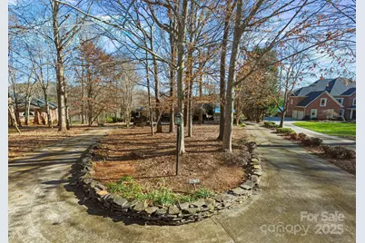 718 Eagle Point Court, Matthews, NC 28104 - Photo 39
