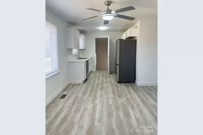 1073 Springdale Drive, Maiden, NC 28650 - Photo 7