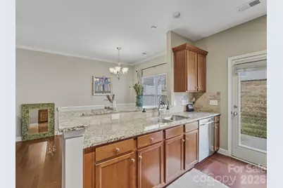 4648 Craigmoss Lane, Charlotte, NC 28278 - Photo 9