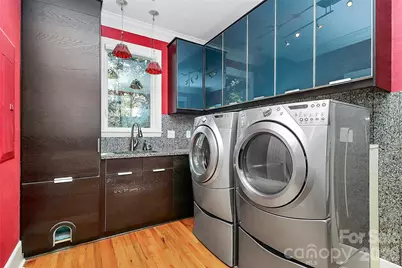 304 S Canterbury Road, Charlotte, NC 28211 - Photo 13