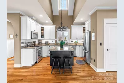 107 Spring Heights Court, Hendersonville, NC 28791 - Photo 9