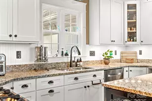 107 Spring Heights Ct, Hendersonville, NC 28791 - Photo 15