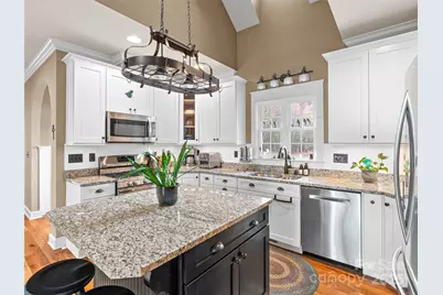 107 Spring Heights Court, Hendersonville, NC 28791 - Photo 11