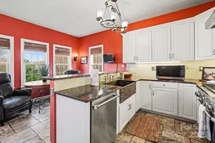 646 High Quarry Rd, Hendersonville, NC 28791 - Photo 11