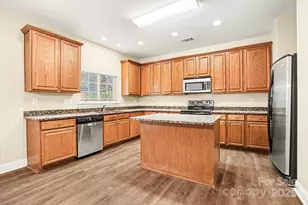 9329 Seamill Rd, Charlotte, NC 28278 - Photo 7