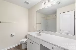 7621 Mockernut Dr, Charlotte, NC 28215 - Photo 21