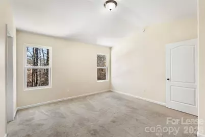 7621 Mockernut Drive, Charlotte, NC 28215 - Photo 15