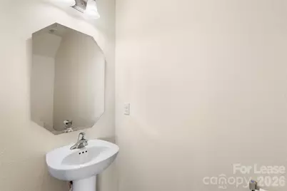 7621 Mockernut Drive, Charlotte, NC 28215 - Photo 5