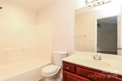 10007 University Park Lane, Charlotte, NC 28213 - Photo 17