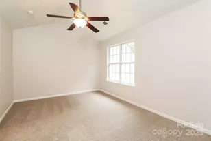 10007 University Park Ln, Charlotte, NC 28213 - Photo 13