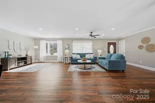 315 Skyline Rd, Hickory, NC 28601 - Photo 9