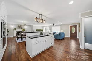 315 Skyline Rd, Hickory, NC 28601 - Photo 17