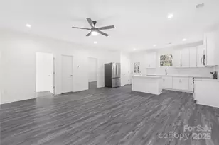 905 Holt St, Lexington, NC 27292 - Photo 13