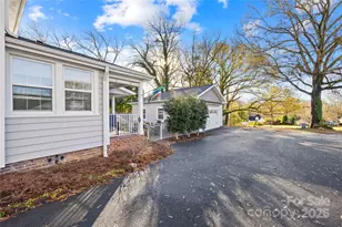 209 W 3rd Ave, Gastonia, NC 28052 - Photo 5