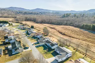 428 Riverwind Dr, Hendersonville, NC 28739 - Photo 39