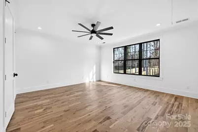 16315 Riverpointe Drive, Charlotte, NC 28278 - Photo 35