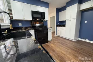 13 Laurel Pl, Asheville, NC 28803 - Photo 11