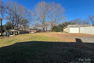 1416 W Park Ave, Albemarle, NC 28001 - Photo 15