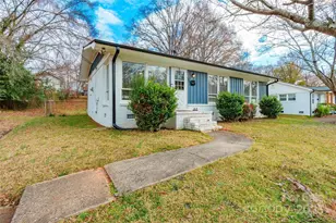 1100 Rollingwood Dr, Charlotte, NC 28217 - Photo 3