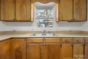 155 Whitney Ave, Tryon, NC 28782 - Photo 7