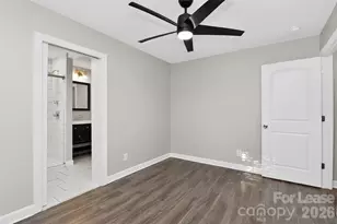 4044 Dinglewood Ave, Charlotte, NC 28205 - Photo 11