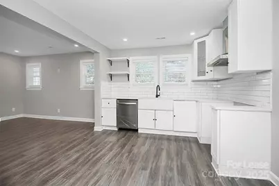 4044 Dinglewood Avenue, Charlotte, NC 28205 - Photo 7