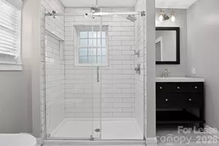 4044 Dinglewood Ave, Charlotte, NC 28205 - Photo 13