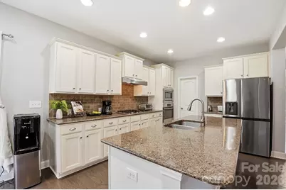 2650 Stonewood View, Kannapolis, NC 28081 - Photo 9