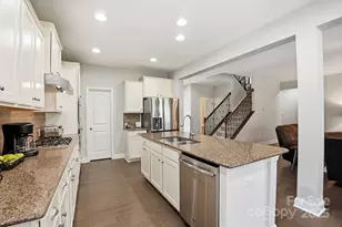 2650 Stonewood View, Kannapolis, NC 28081 - Photo 11