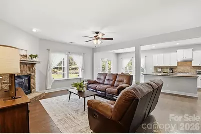 2650 Stonewood View, Kannapolis, NC 28081 - Photo 5