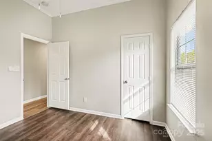 12145 Landing Green Dr, Charlotte, NC 28277 - Photo 17