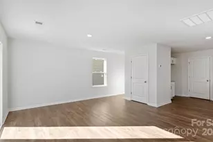 35 Caroline Vly Ln, Hendersonville, NC 28792 - Photo 11