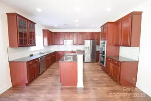 6728 Evanton Loch Rd, Charlotte, NC 28278 - Photo 9