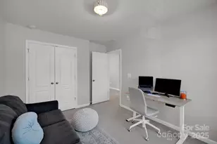 17147 Belmont Stakes Ln, Charlotte, NC 28278 - Photo 9