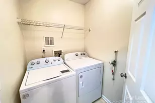 10032 Pergola View Ct, Charlotte, NC 28213 - Photo 5