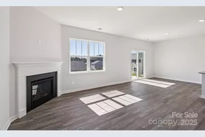 3916 Ashton Drive NW, Conover, NC 28613 - Photo 3