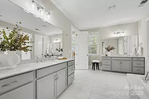 17651 Hawkwatch Ln, Charlotte, NC 28278 - Photo 25