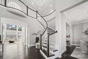 17651 Hawkwatch Ln, Charlotte, NC 28278 - Photo 3