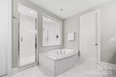 17651 Hawkwatch Lane, Charlotte, NC 28278 - Photo 23