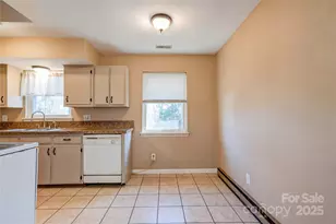 1909 S Lafayette St, Shelby, NC 28152 - Photo 21