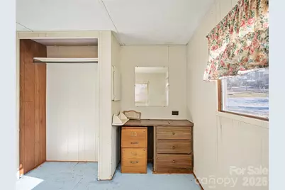 1905 Old Spartanburg Road, Hendersonville, NC 28792 - Photo 15