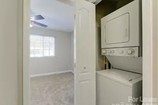 1224 Green Oaks Ln, Charlotte, NC 28205 - Photo 19